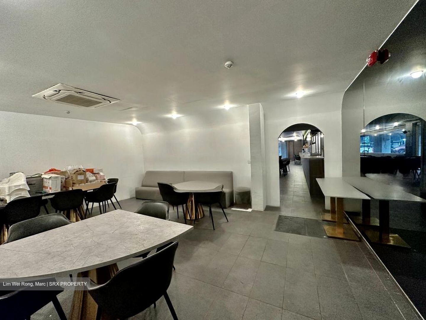 Geylang Road (D14), Retail #471604111